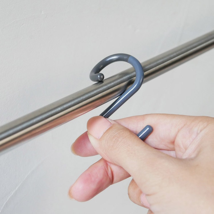 S-hook warm gray