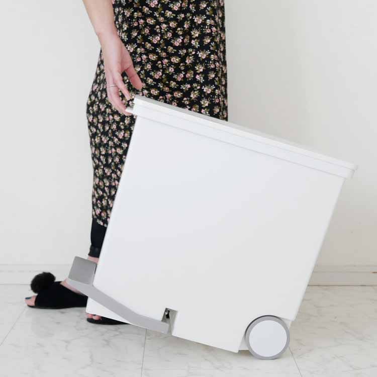 Orua 25 Slim Vertical Pedal Bin, White