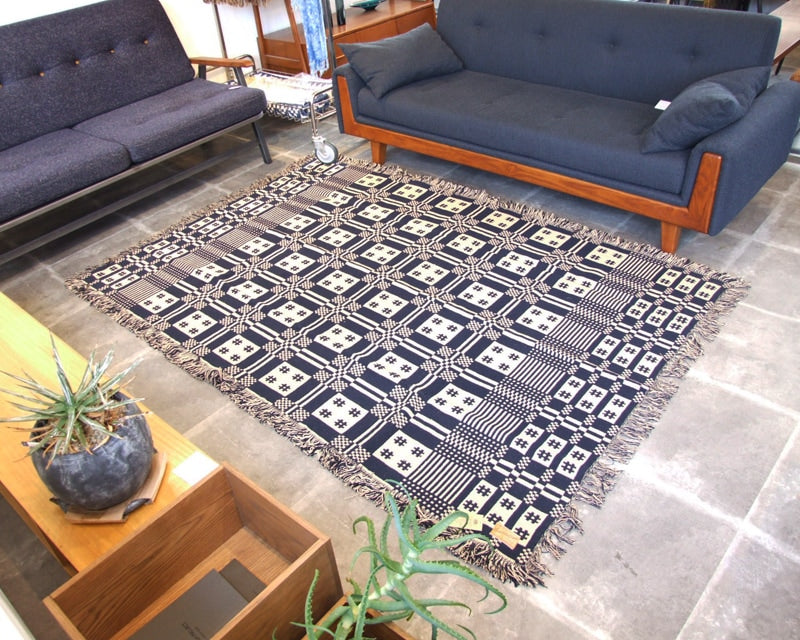 OVERSHOT RUG Navy/Ivory Overshot Rug