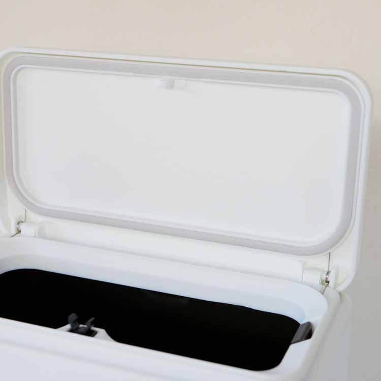 Tubelor Medium Flap Sealed Sanitary Trash Can, White