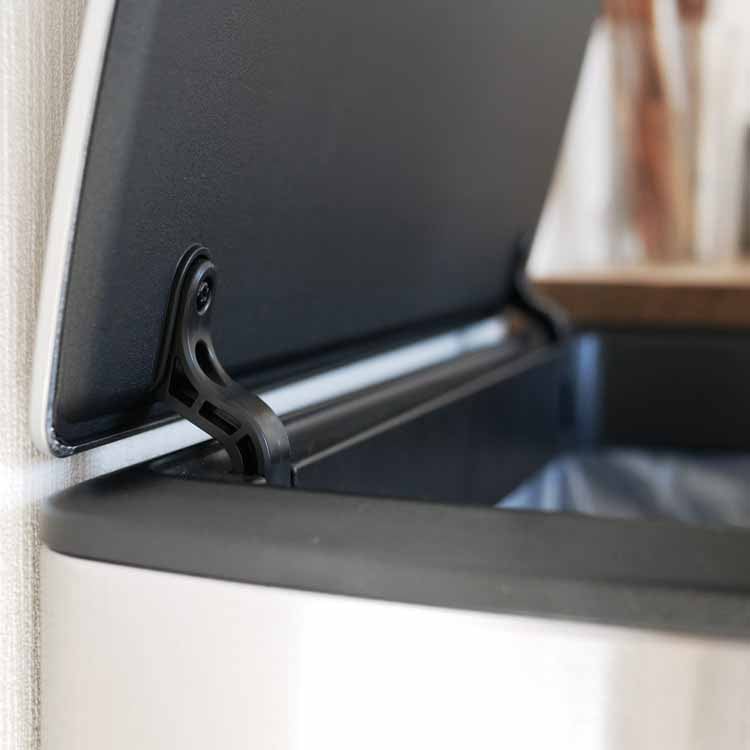 TOUCH BAR CAN 分別48L シルバー