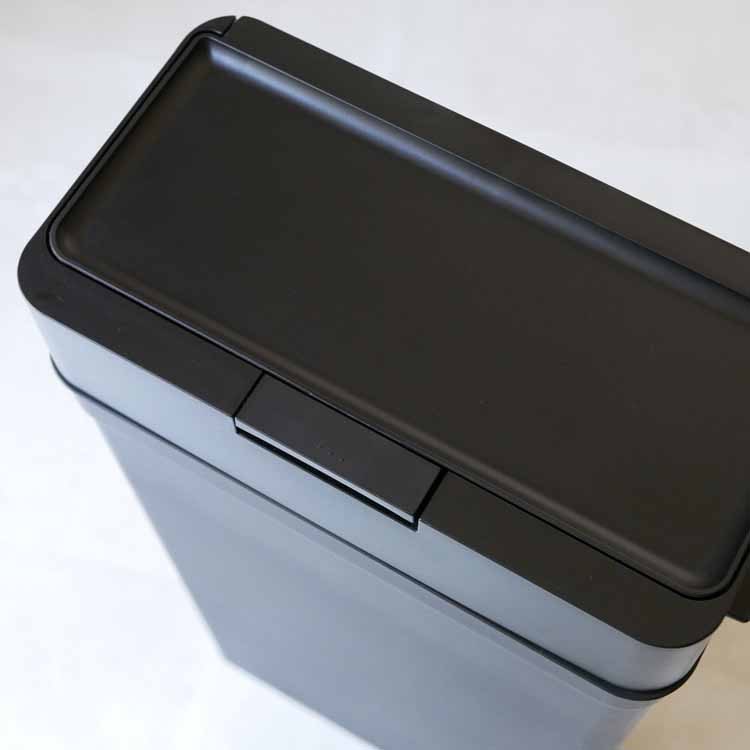 Seals 25 Airtight Dustbin, Black