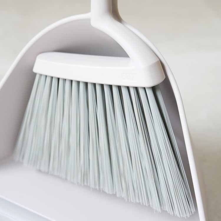 Sweep White Gray