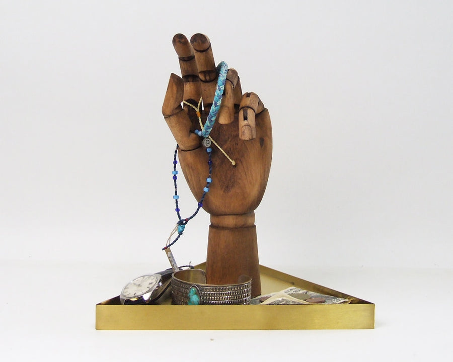 The Hand Premium