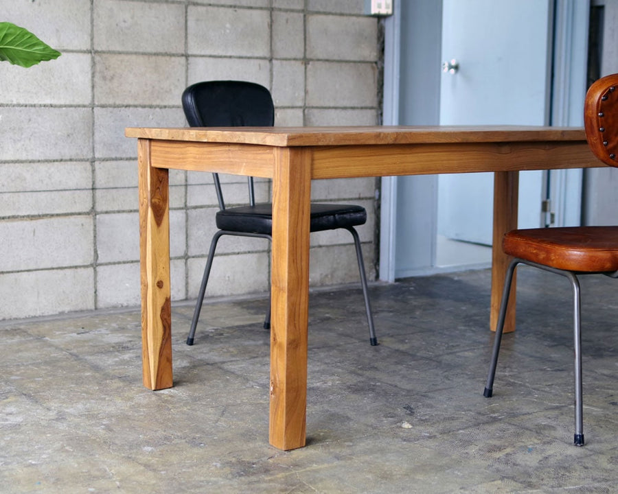 OLD TEAK TABLE L