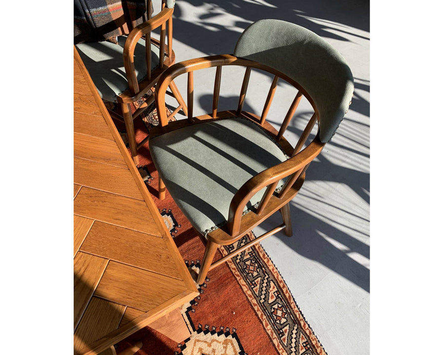 OAKS ARM CHAIR_KHAKI オークスアームチェア カーキ