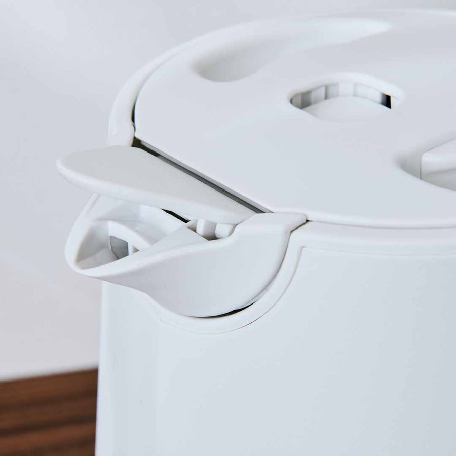 電気ケトル 1.5L
