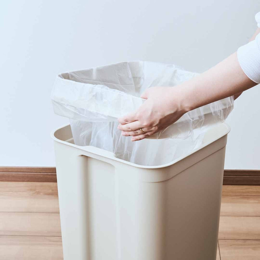 Seals 45 Airtight Dustbin, Beige