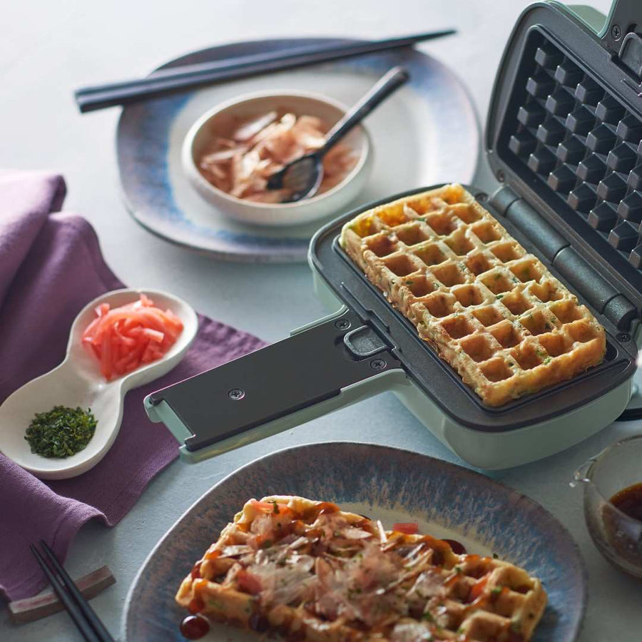 Half Hot Sandwich Maker with Interchangeable Plates