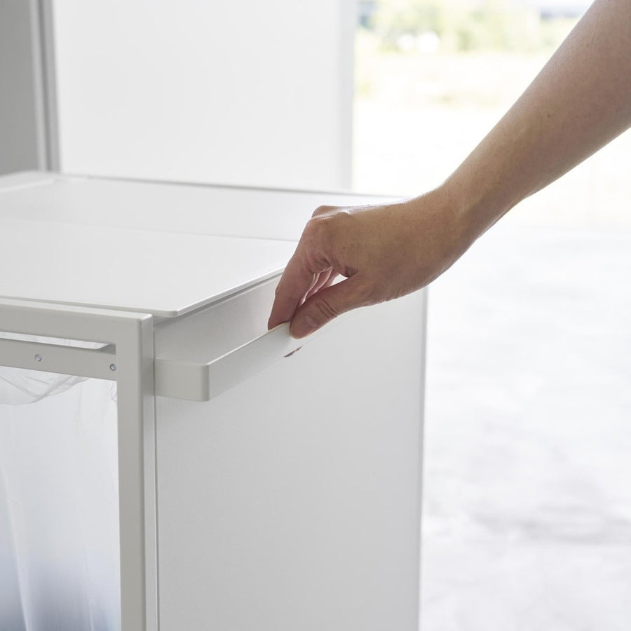 Tower 45L lidded blindfolded trash cart with 2 compartments