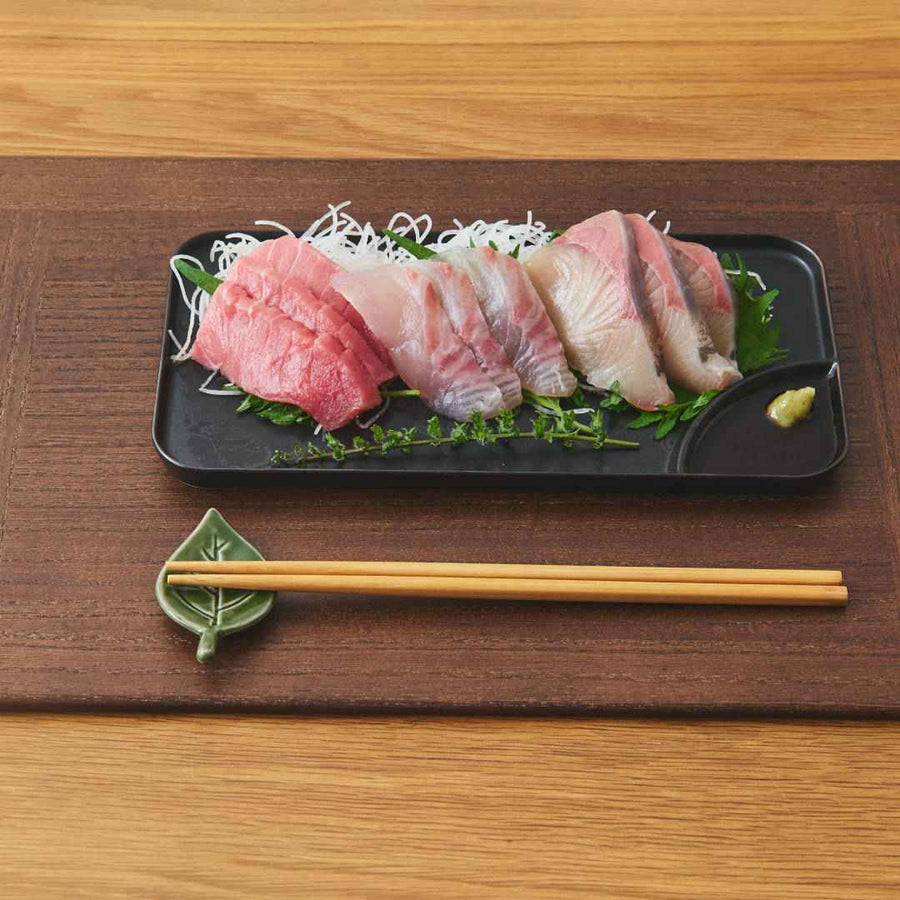 仕切のプレート