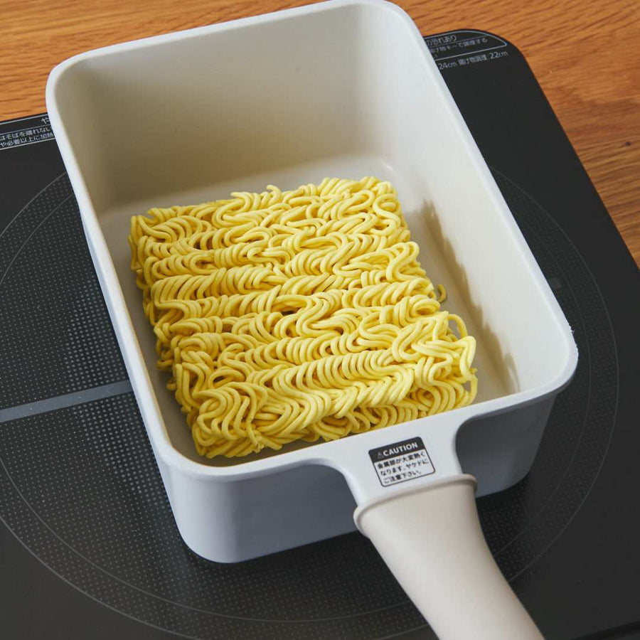 Deep square frying pan
