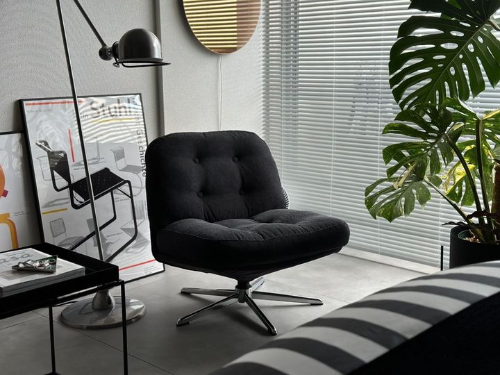 ⭐️【新品】⭐️ ディヴリンゲ IKEA ブラック 回転パーソナルチェア ☆新品☆未開封☆IKEA ディヴリンゲ 回転パーソナルチェア