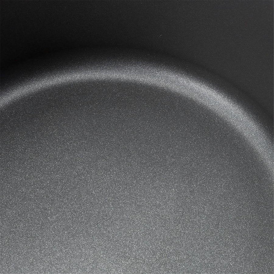 Non-stick half saucepan 22cm