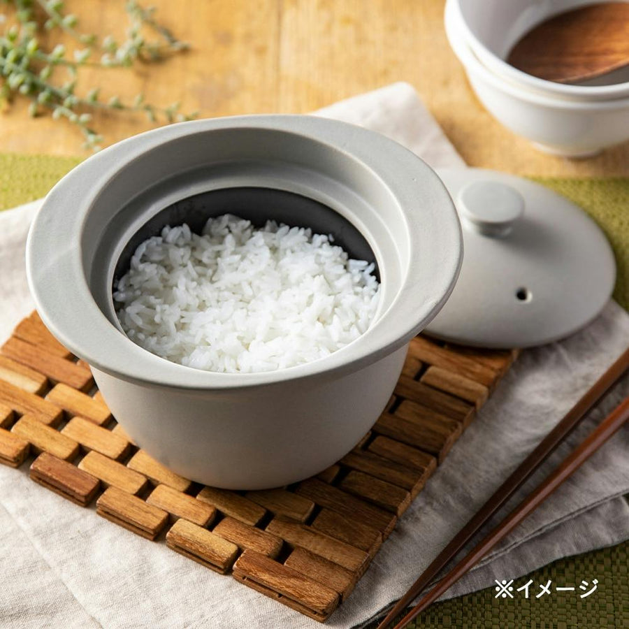 Easy to use in the microwave Rice cooker