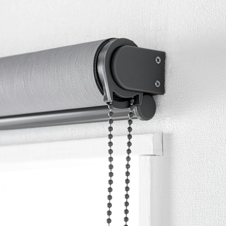 Light-coloured blackout chain-operated roller blind, light grey, 90 x 220 cm