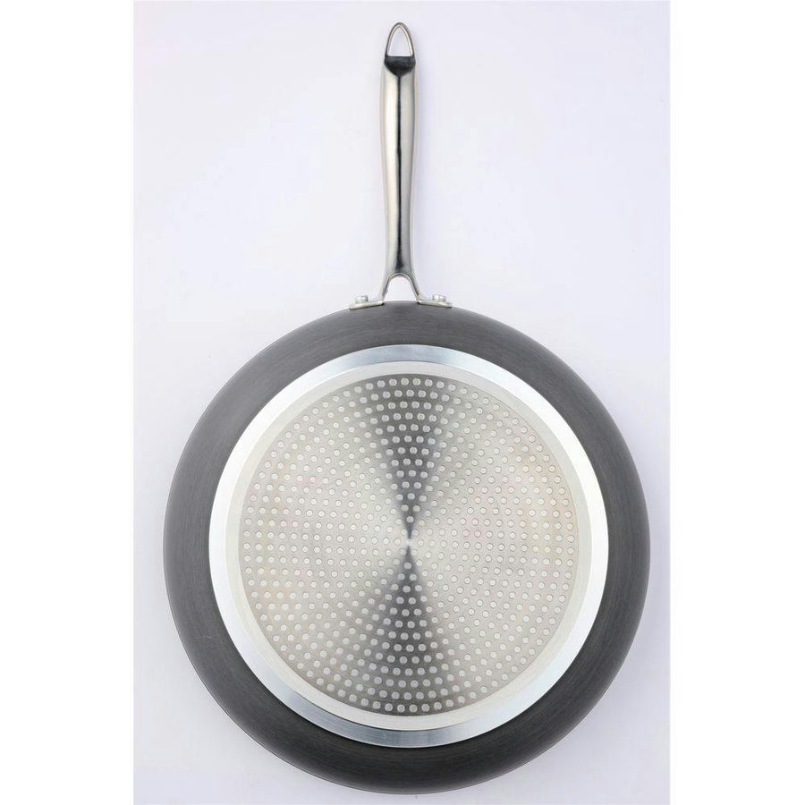 Non-stick large frying pan 32cm