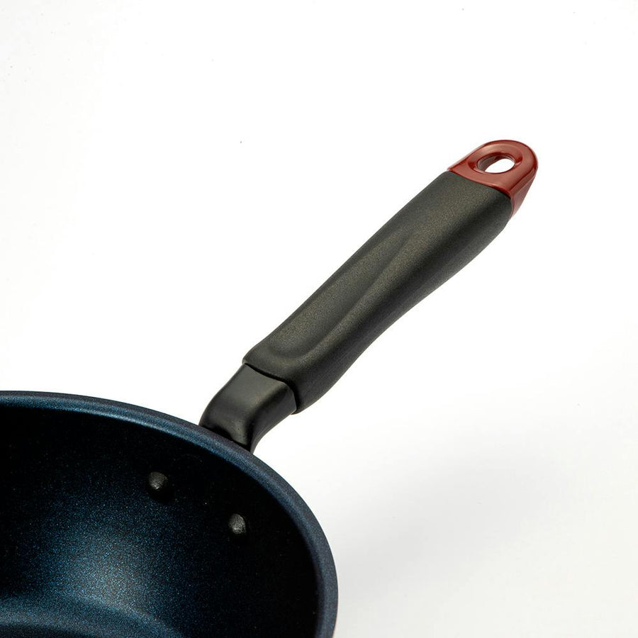 IH/gas compatible lightweight frying pan, 22cm deep