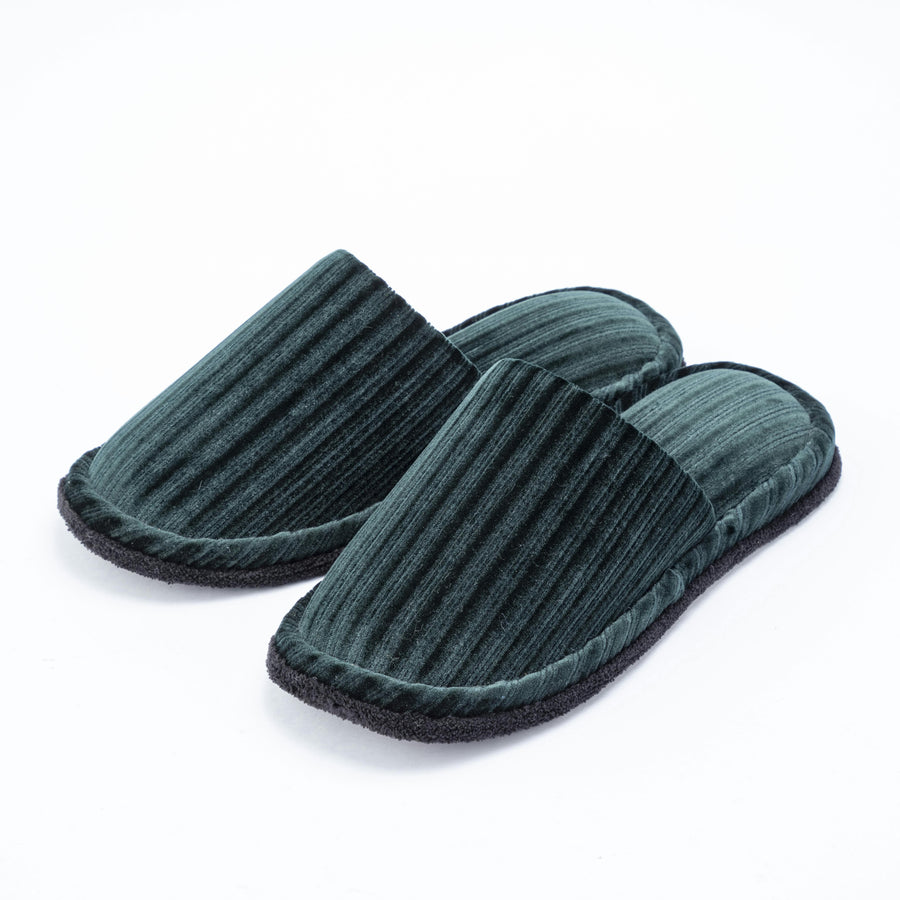 Slippers that you can clean just by walking in them Line Green M