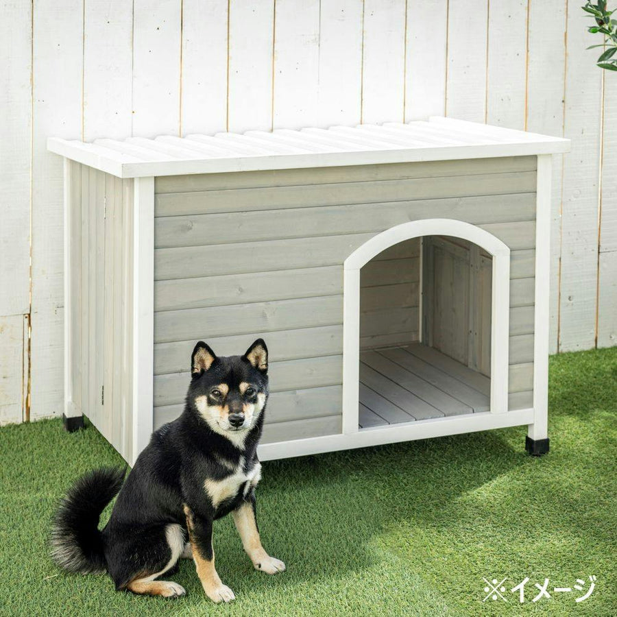 Easy to assemble wooden dog house with flat roof