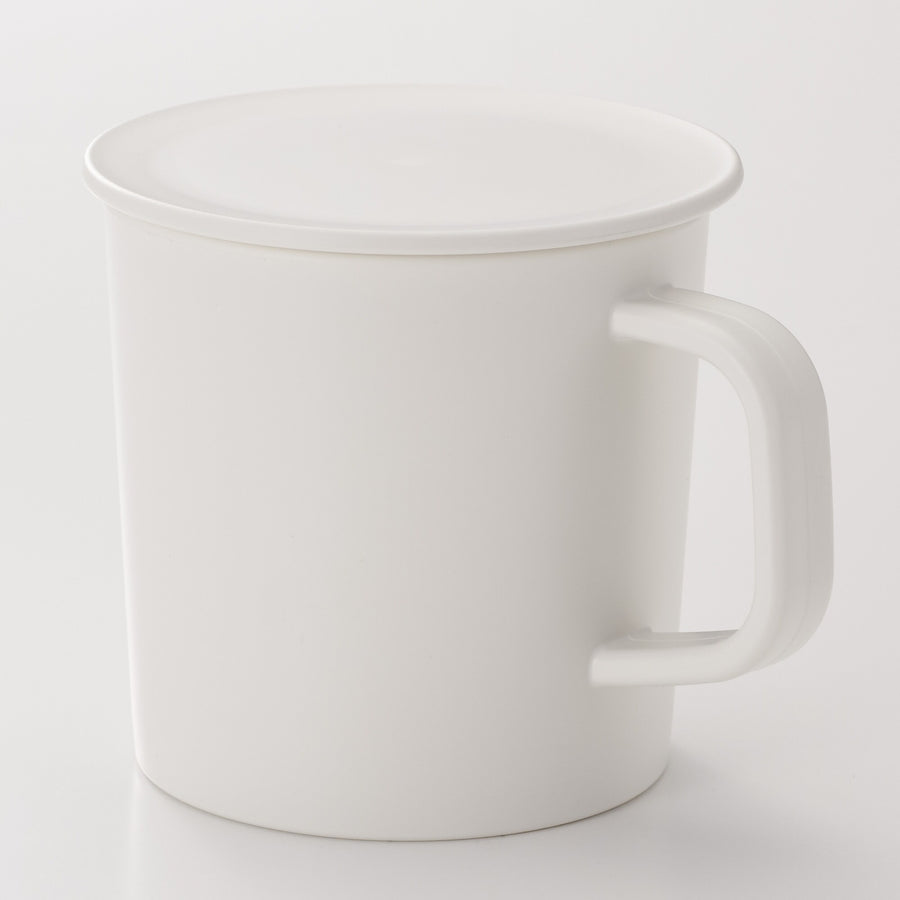 Polypropylene mug with lid, white