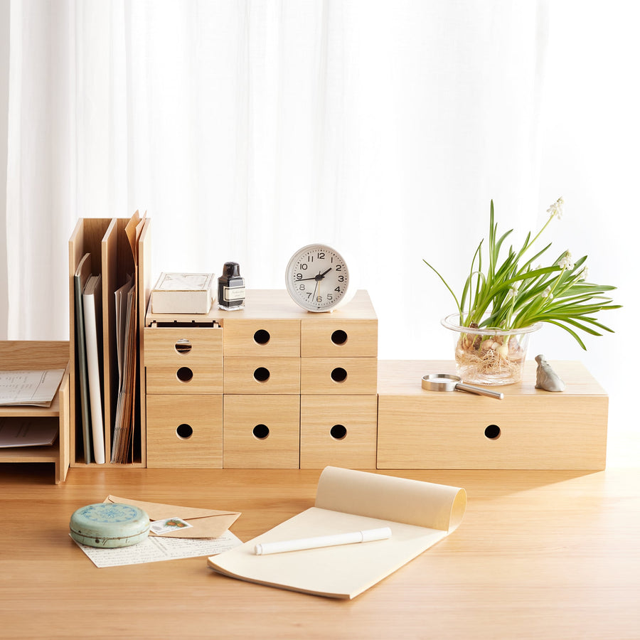 1-tier wooden accessory storage