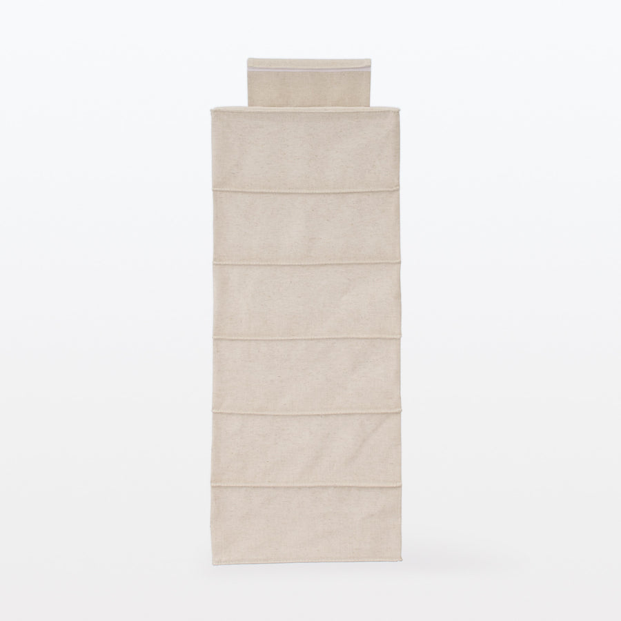 Polyester linen shirt holder