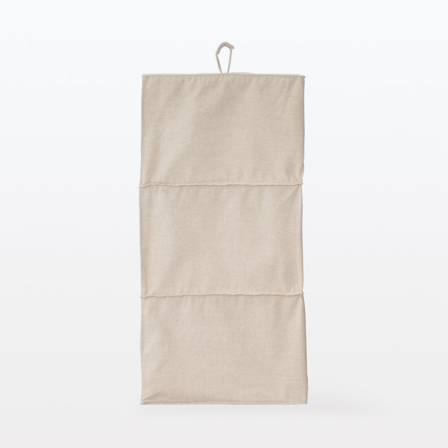 Polyester linen accessory holder