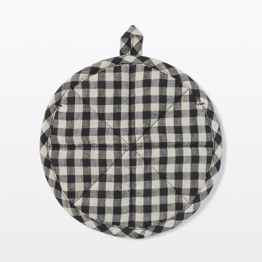 Linen plain weave potholder that can also be used as a trivet