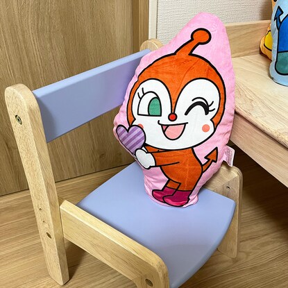Dokin-chan die-cut cushion