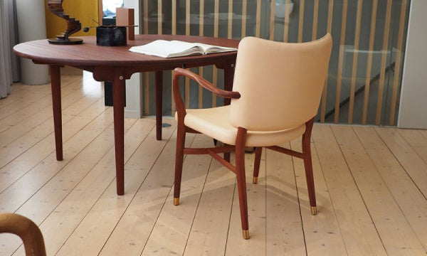 Monarch Chair VLA61 Mahogany Oil Finish Leather SIF90