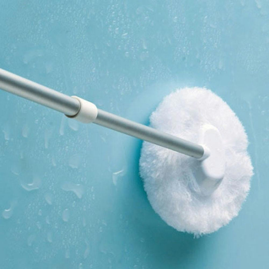 A bath brush that can be washed without using detergent