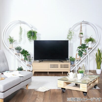 Heart-shaped display rack (white)