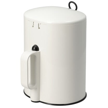 Easy to open and close toilet pot with handle