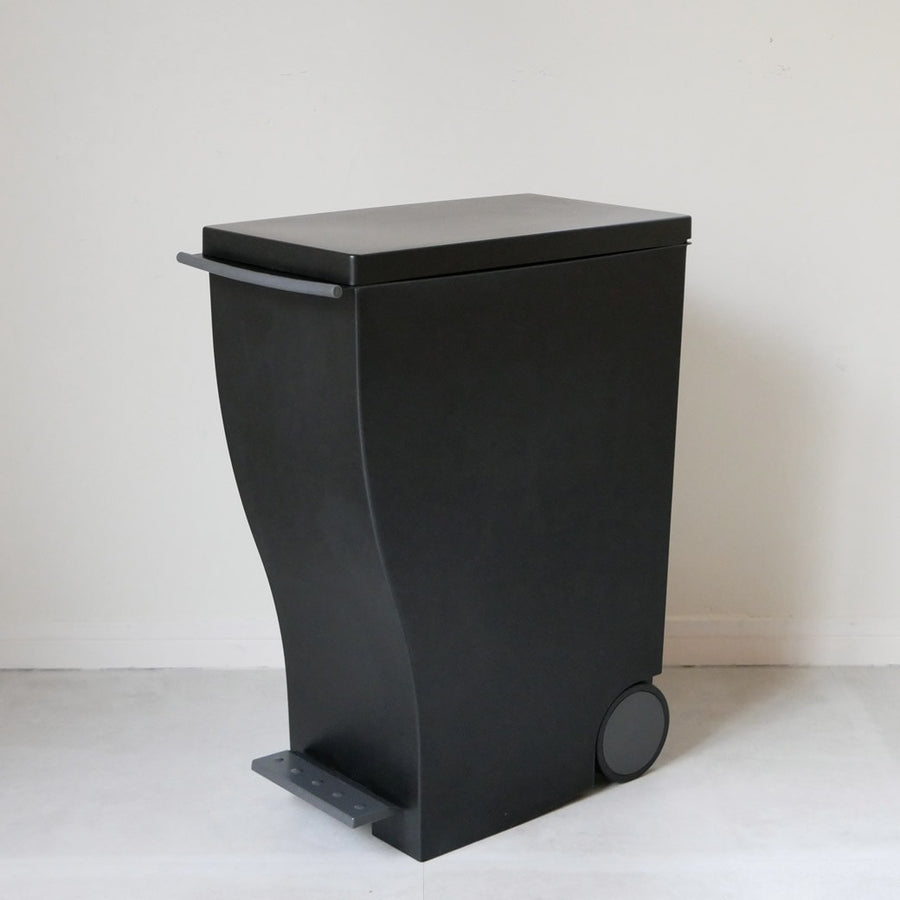 kcud #30 Black