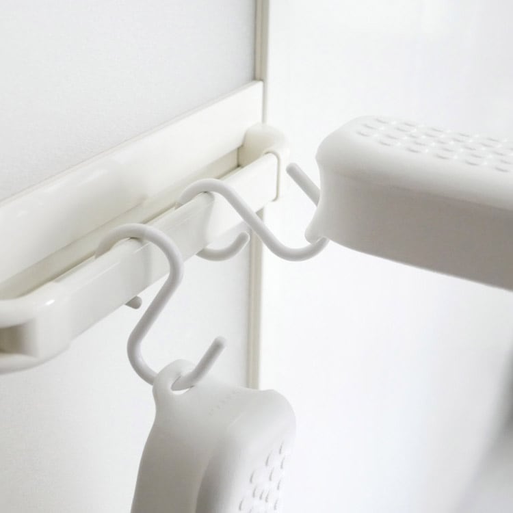 Large S-hook, warm white