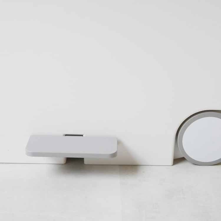 Orua 33 Wide Horizontal Pedal Bin, White