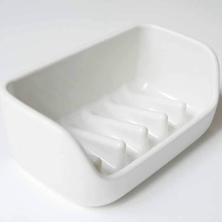 Magnetic soap dish, white