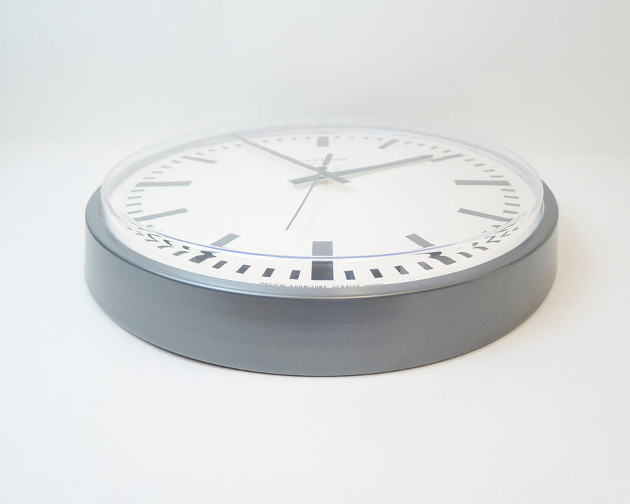 E.A. COMBS WALL CLOCK Bar E.A. 棒指標