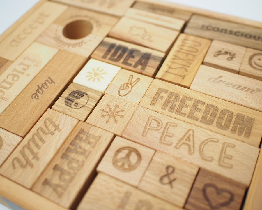 Peace &amp; Love Block (29 pieces) Peace &amp; Love Block Building Blocks