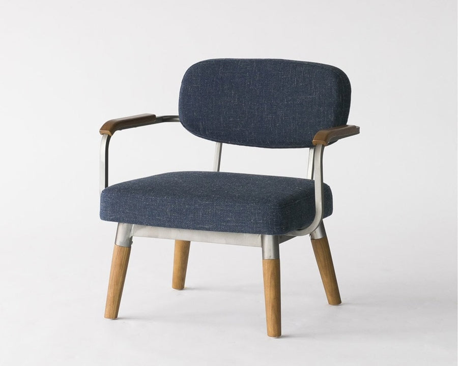 STRAND LOUNGE CHAIR