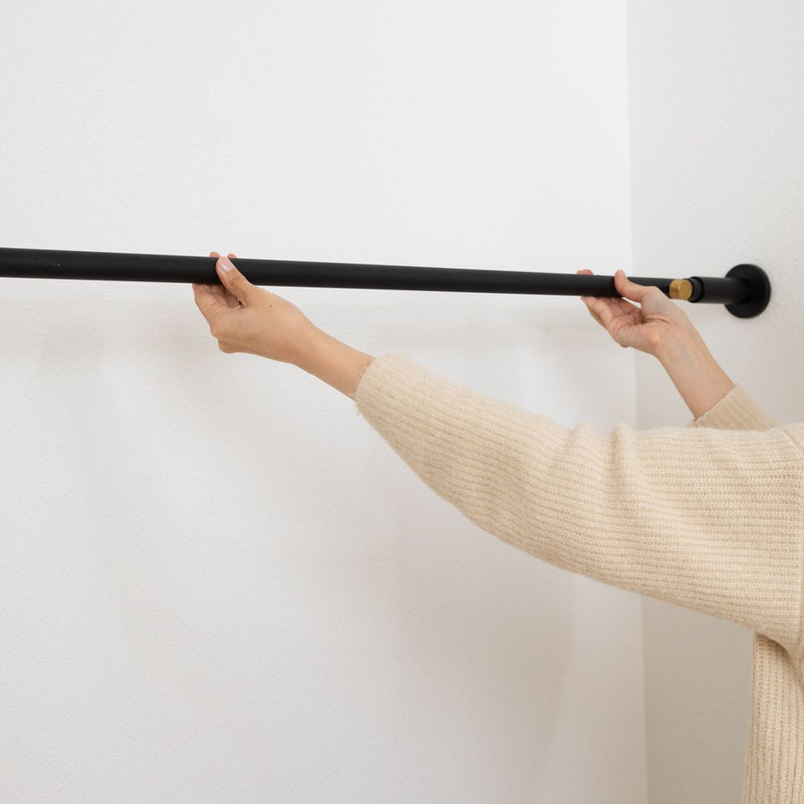 002 Tension Rod B Black
