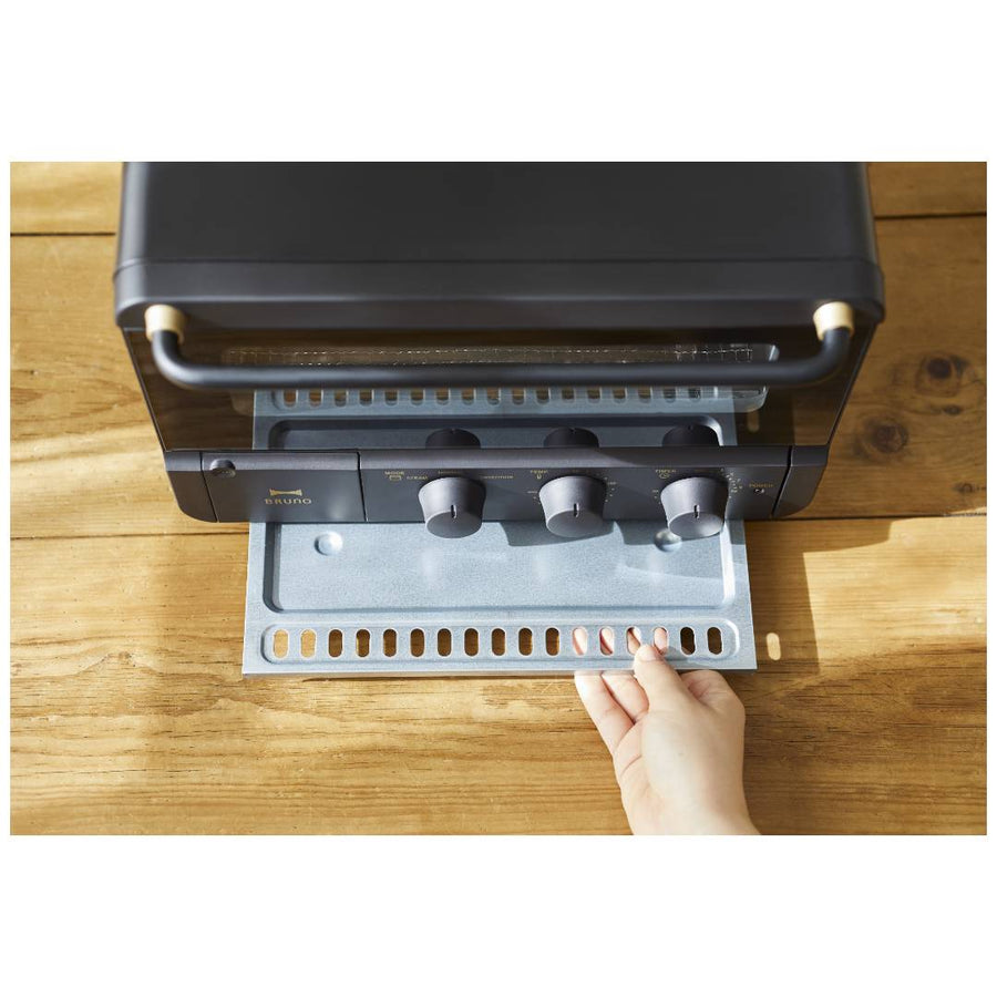 Steam &amp; Bake Toaster Black
