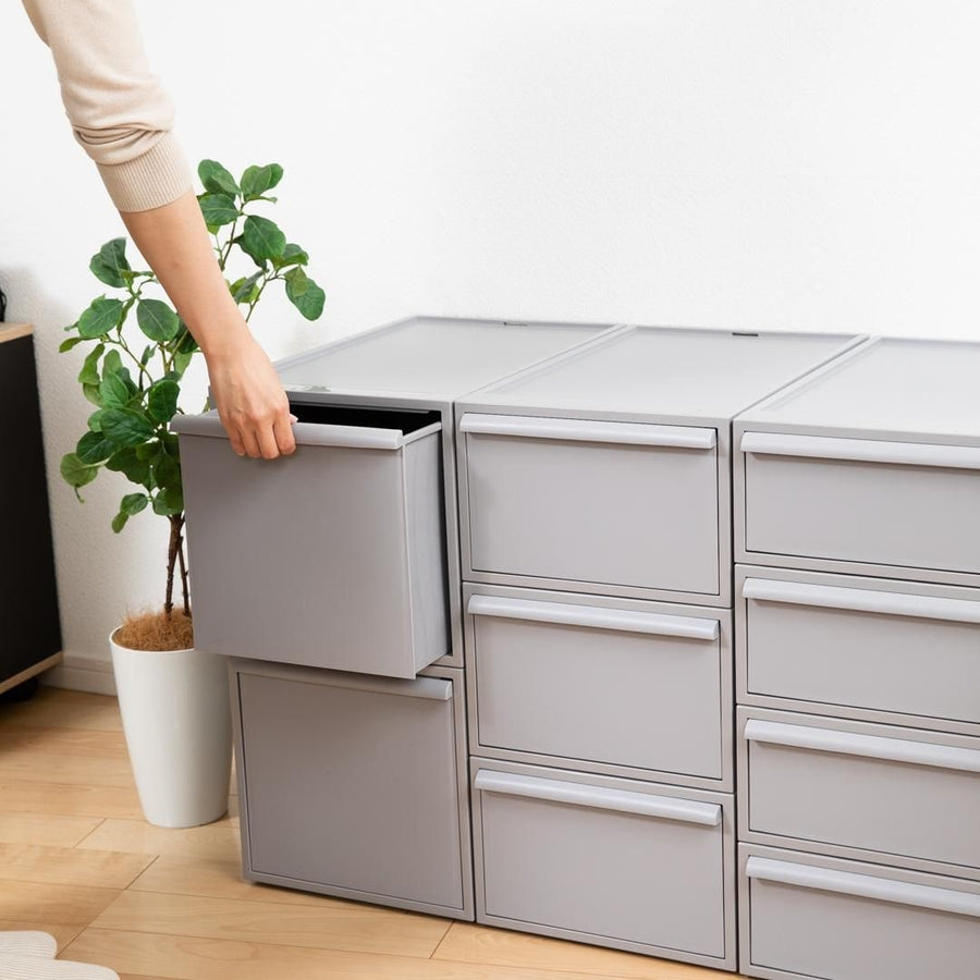 Closet System, Medium Drawer Set of 3, Gray