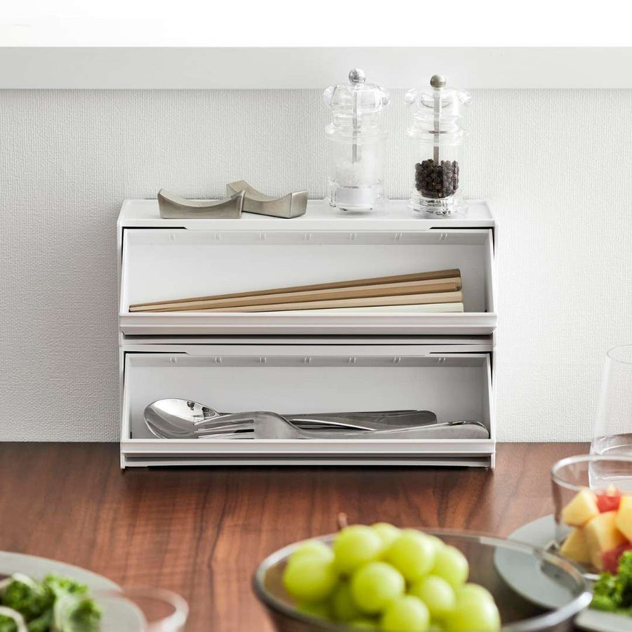 Tower Magnet Cutlery Case