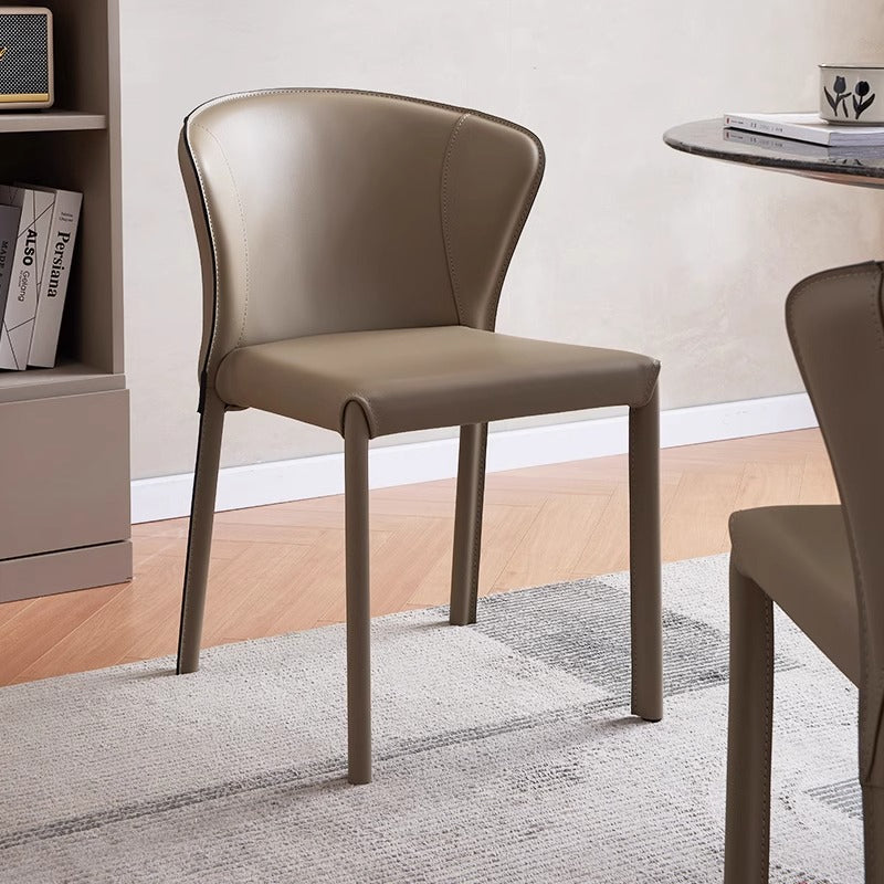 Shell Design Saddle Leather Chair