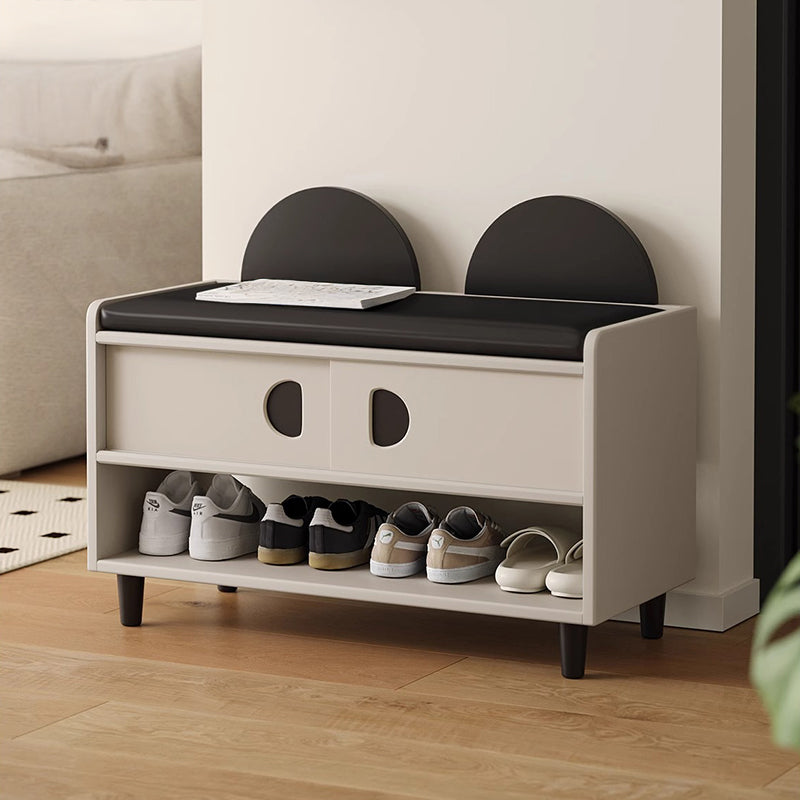 Monotone entrance shoe rack