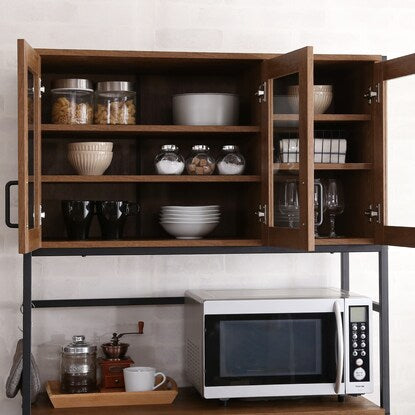 Vintage style kitchen cabinet (WAL)