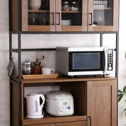 Vintage style kitchen cabinet (WAL)