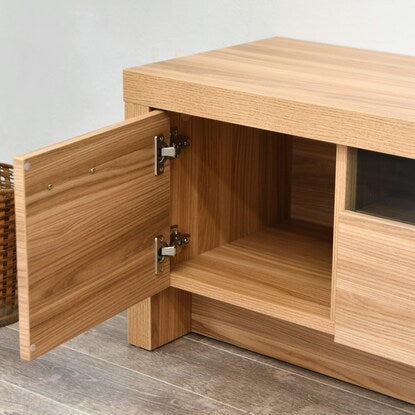 Oak pattern TV stand (width 179.5cm NA)